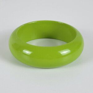 Vintage Bright Green Painted Wooden Bangle Bracelet 8 In